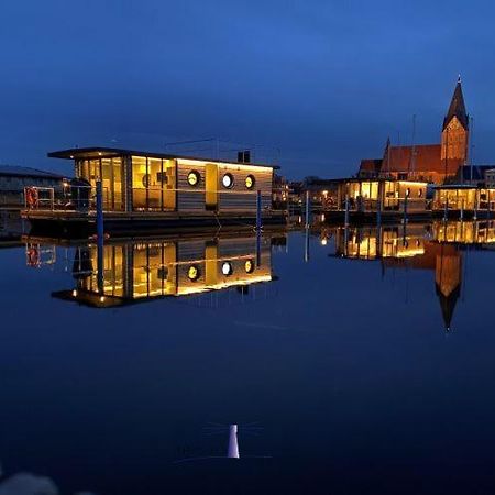 Hausboot Fjord Vela Mit Biosauna In Barth Eksteriør billede